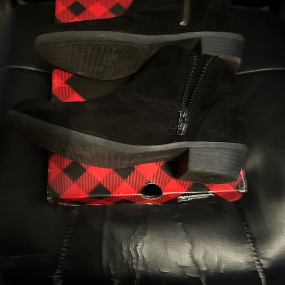 Ankle boot - Picture 6 of 9